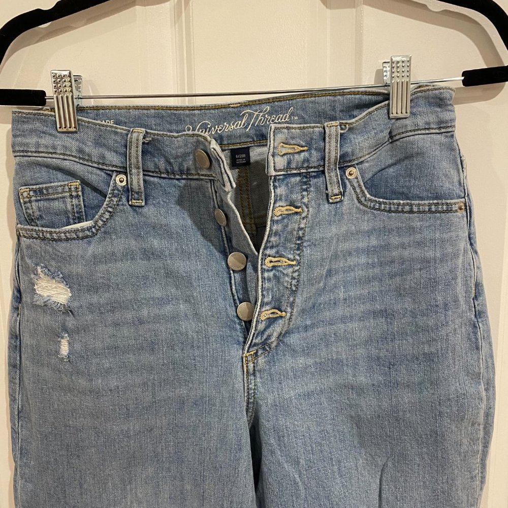 Universal Threads Distressed Vintage Straight Jean - Size 6/28R - Picture 2 of 6